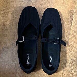VIVAIA Black Mary Jane Flats